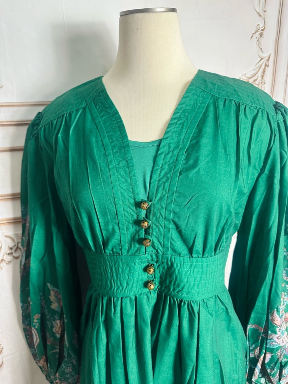 Emerald Green Floral Maxi Dress - Picture 2 of 9
